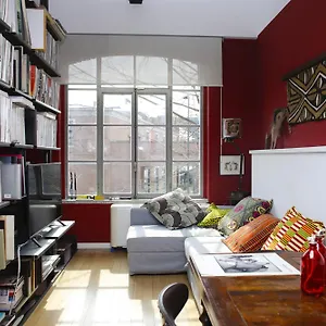 https://casaginko-cozy-loft-with-garden-in-milano-naviglio.italymilanhotels.net
